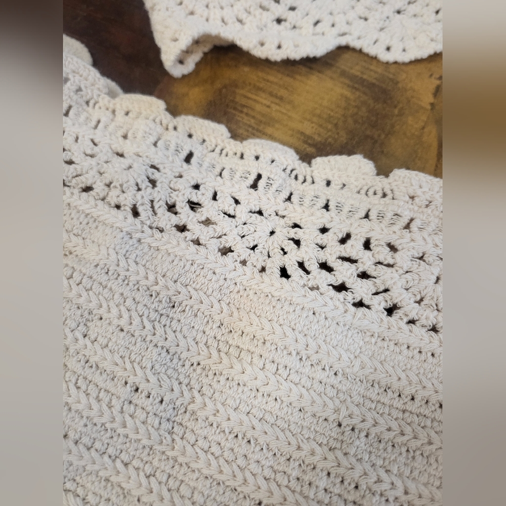 Knew Crochet Bikini - Picture 3 of 6